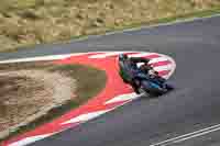 cadwell-no-limits-trackday;cadwell-park;cadwell-park-photographs;cadwell-trackday-photographs;enduro-digital-images;event-digital-images;eventdigitalimages;navarra;no-limits-trackdays;peter-wileman-photography;racing-digital-images;trackday-digital-images;trackday-photos